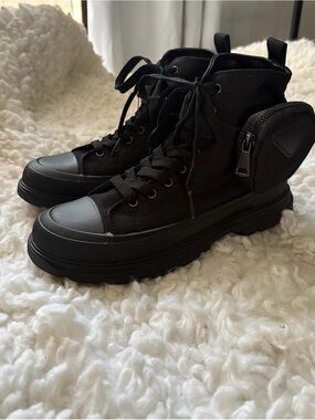 NWOT Olivia Miller Black Sneakers